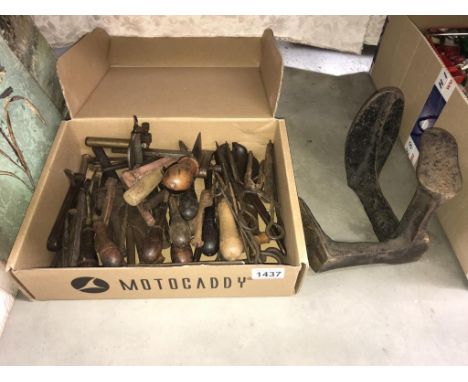 An excellent quantity of vintage cobblers tools &amp; a shoe last