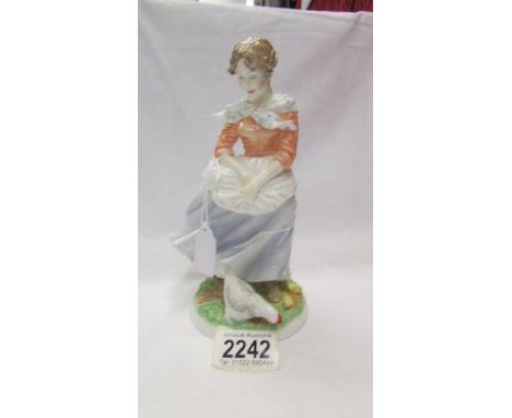 A limited edition Royal Worcester figure - Old Country ways 'A Farmer's Wife', 675/9500.