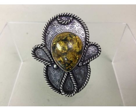 SILVER AND AMBER RING, stamped 925