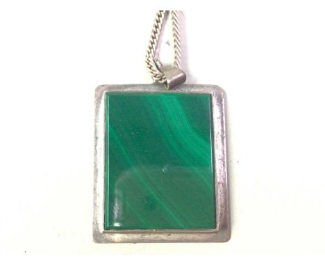 GROUP OF SILVER, including a ring and necklaceQty: 82g
