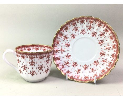 SPODE PART DINNER AND TEA SERVICE, in the Fleur De Lys pattern