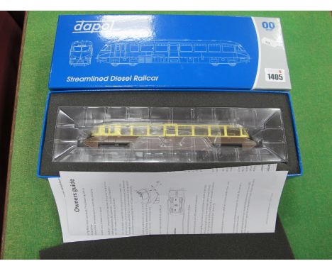 Model Railway - A Dapol "OO" Gauge #4D-011-009 Streamlined Diesel Railcar, No 16 GWR lined chocolate and cream livery, Twin C