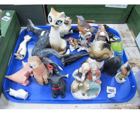 Four Goebel Figures of Birds, tallest 12cm high, with other ceramic animal figures, including Beswick and classic plus two fi