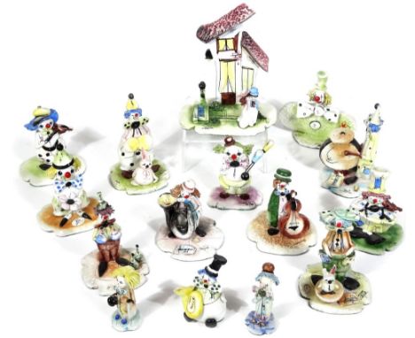 Various Piva Pastel Ceramica Italian figures of clown groups, to include clown playing drum, 9cm H, etc. (a quantity) 