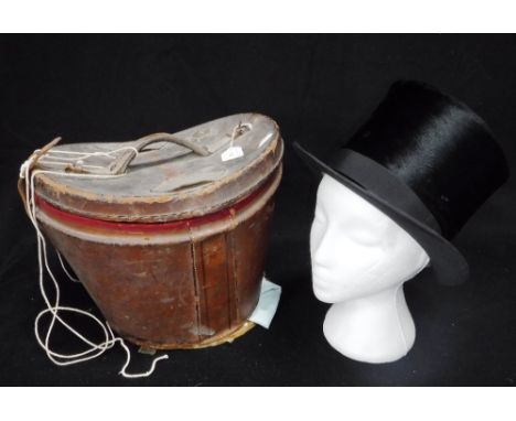 MARGETTS HATTER OF OXFORD: A gentleman's vintage black top hat in original leather box