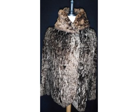 A VINTAGE BROWN LADIES FUR JACKET