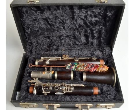 A 'Berkeley Concert Series' clarinet.