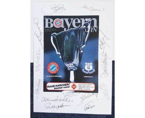 Everton players signed print. Paper print copy of the front of an Everton v Bayern Munich in the 1985 European Cup Winner's C