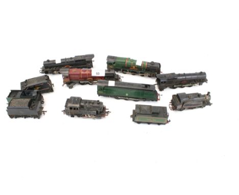A collection of assorted OO gauge model locomotives railway engines. Including Hornby Dublo 'Barnstaple 34005' 4-6-2 loco and