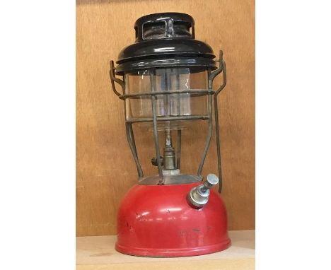 Vintage tilly lamp 