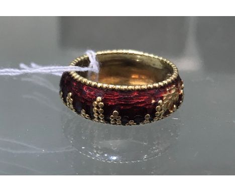 Antique 18ct Gold and enamel Ring high carat Gold with enamel damage to enamel hallmarked 750 to inside weight 6.2g 