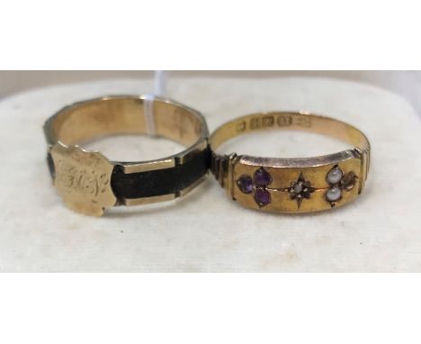 2 Antique Gold rings 15ct gold ring and gold mourning ring ring missing small seed pearl 