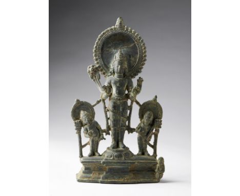 Indian Art A bronze altar depicting Surya flanked by attendents Bangladesh, 9th century . . Cm 11,20 x 20,00. For a close rel