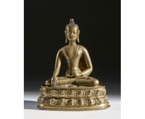 Himalayan Art A bronze figure of Buddha Shakyamuni Tibet, 13th century . . Cm 13,50 x 16,50. Significant bronze casting depic