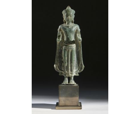 South-Est Asian Art A bronze figure of Buddha ShakyamuniCambodia, Khmer, 12th century . . Cm 6,50 x 17,50. Provenance: Privat