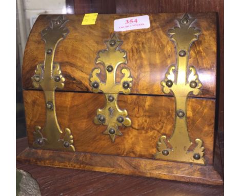 MODERN ARCH WOODEN BOX