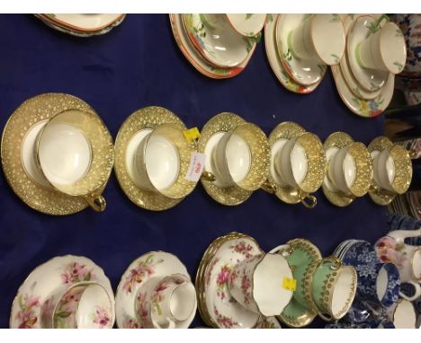 SIX VICTORIAN CUPS & SAUCERS