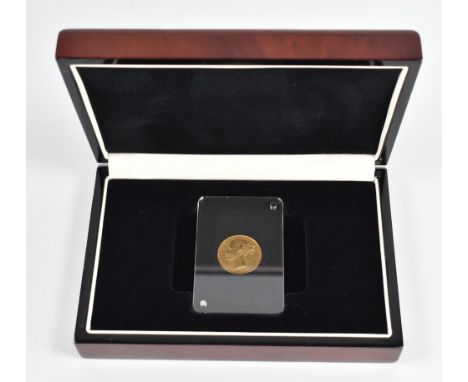 UNITED KINGDOM - Queen Victoria, 22ct gold full sovereign, 1869. Obverse with left young head portrait of Victoria reading VI