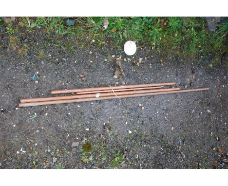 22mm and 15mm copper pipe.