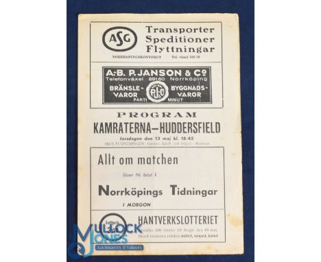 1953/54 Kamraterna Norrkoping v Huddersfield Town tour match programme 13 May, 4 pager, slight crease. (1)