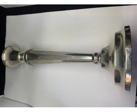 A HALLMARKED BIRMINGHAM 1928 CANDLESTICK GROSS WEIGHT 240g WITH WEIGHTED BASE 