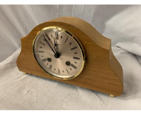 A BENTIMA EIGHT DAY VENEERED MANTEL CLOCK 