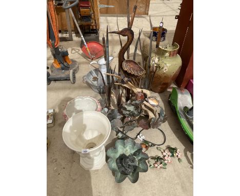 AN ASSORTMENT OF ITEMS TO INCLUDE A VASE, A CERAMIC PLANTER ON PEDASTEL BASE AND A WATER FEATURE ETC 