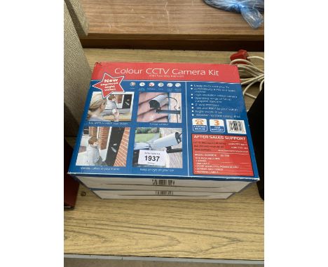 A PAIR OF COLOUR CCTV CAMERA KIT 