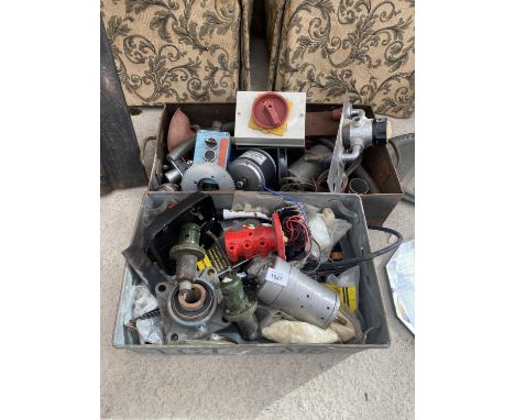 AN ASSORTMENT OF AUTOMOBILE SPARES AND PARTS 