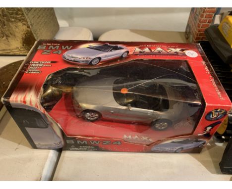 A BOXED NEW GENERATION SERIES MAX COLLECTORS RADIO CONTROLLED BMW 24 