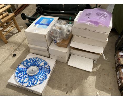 AN ASSORTMENT OF DECORATIVE LIGHT FITTINGS AND SHADES 