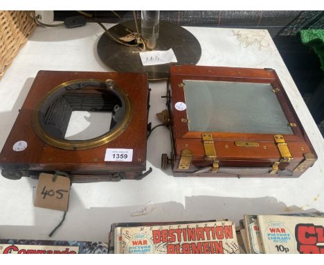 A VINTAGE CAMERA AND FURTHER VINTAGE CAMERA PARTS 