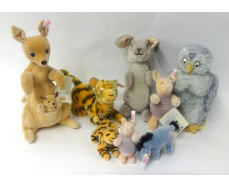 Five Steiff Classic Pooh Bears including 'Rabbit, Kanga and Roo, Owl, Tiger and Winnie The Pooh miniature set' all boxed (5) 