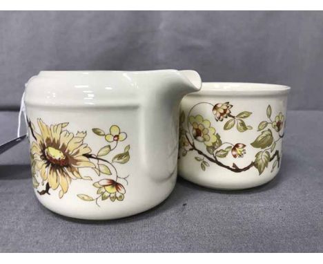 MEAKIN POTTERY TEA SERVICE 