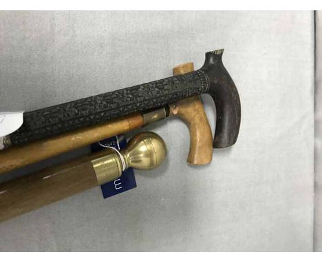 LOT OF VINTAGE WALKING STICKS four concealing blades, one concealing a snooker cue (5)