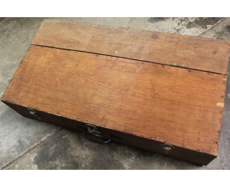 A WOODEN CARPENTERS TOOLBOX WITH VARIOUS TOOLS, BRACES AND DRILLS