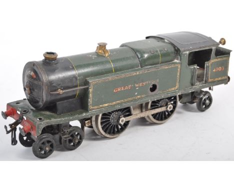 An original vintage Hornby 0 gauge tinplate clockwork model railway trainset locomotive engine No. 4703 Great Western green l