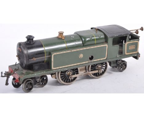 An original vintage Hornby 0 gauge tinplate clockwork model railway trainset locomotive engine No. 2221 Great Western Railway