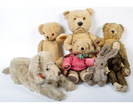 A collection of x7&nbsp;antique / vintage British soft toy teddy bears, possibly Chiltern / Chad Valley comprising x4 bears o