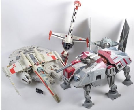 A collection of x5 original Hasbro made Star Wars action figure play sets comprising&nbsp;Clone Wars Clone Trooper AT-TE All 