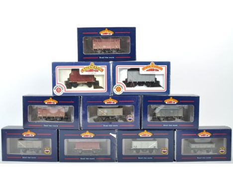 A collection of x10 assorted Bachmann made Branch Line 00 gauge model railway trainset locomotive rolling stock wagons compri