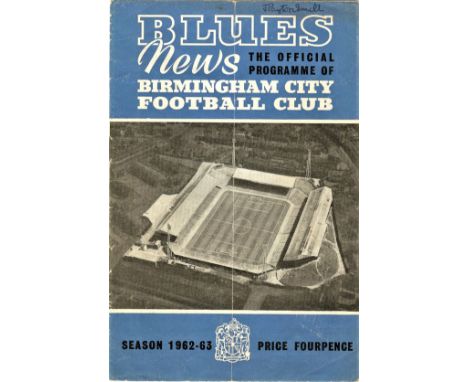 1962/63 LEAGUE CUP FINAL 1ST LEG BIRMINGHAM CITY V ASTON VILLA&nbsp;
Fold, name written on cover and team changes.