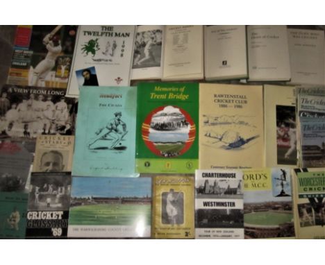 CRICKET - CLUB HISTORIES AND VINTAGE BROCHURES
Majority in good condition.  