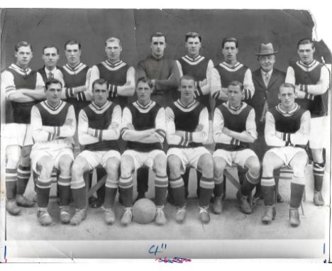 ASTON VILLA - ORIGINAL ALBERT WILKES TEAM PHOTO OF THE 1924 FA CUP FINAL TEAM
Fold, small tears and some loss on corner. Also