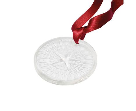 Factory sealed, the hangable crystal 2023 annual Christmas ornament features an intricate crystal cut pattern with a star at 