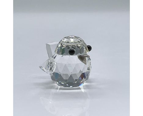 This adorable sparrow features a crystal body, black eyes and metallic beak. This item has its original box measuring 3.25"L 