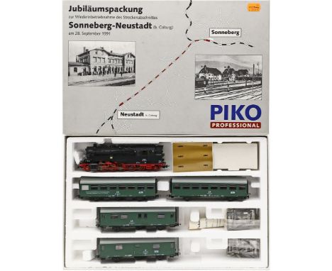 Zugpackung, PIKO H0, 5-teilig. Art.-Nr.0743/002, für Gleichstrombetrieb, Funktion nicht geprüft. In Originalverpackung, unbes