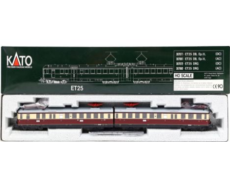 Elektrotriebzug, KATO H0. Art.-Nr. 307072, für Gleichstrombetrieb, Funktion nicht geprüft. In Originalverpackung, unbespielt.