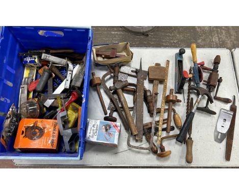 Large quantity of wood working tools to include hammers, chisels etc