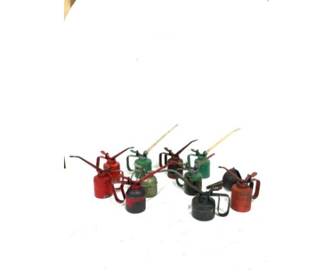 Selection of vintage and later oil cans 